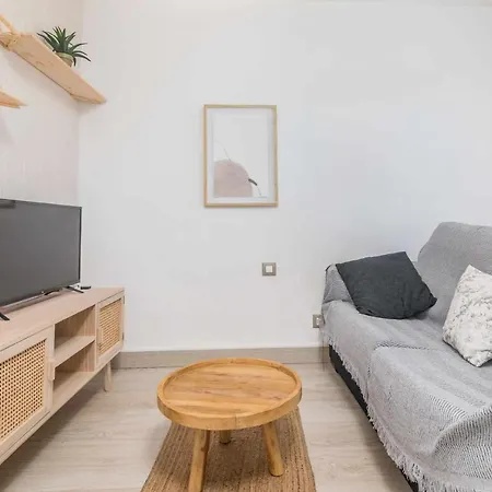 Apartment Loft In Front Of The Sea
