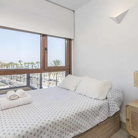 Apartment Loft In Front Of The Sea *